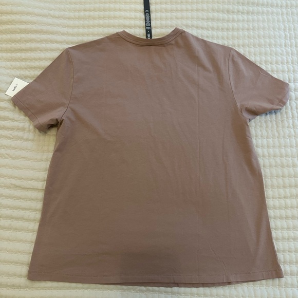 Vuori mauve t shirt size small NWT - Picture 5 of 5